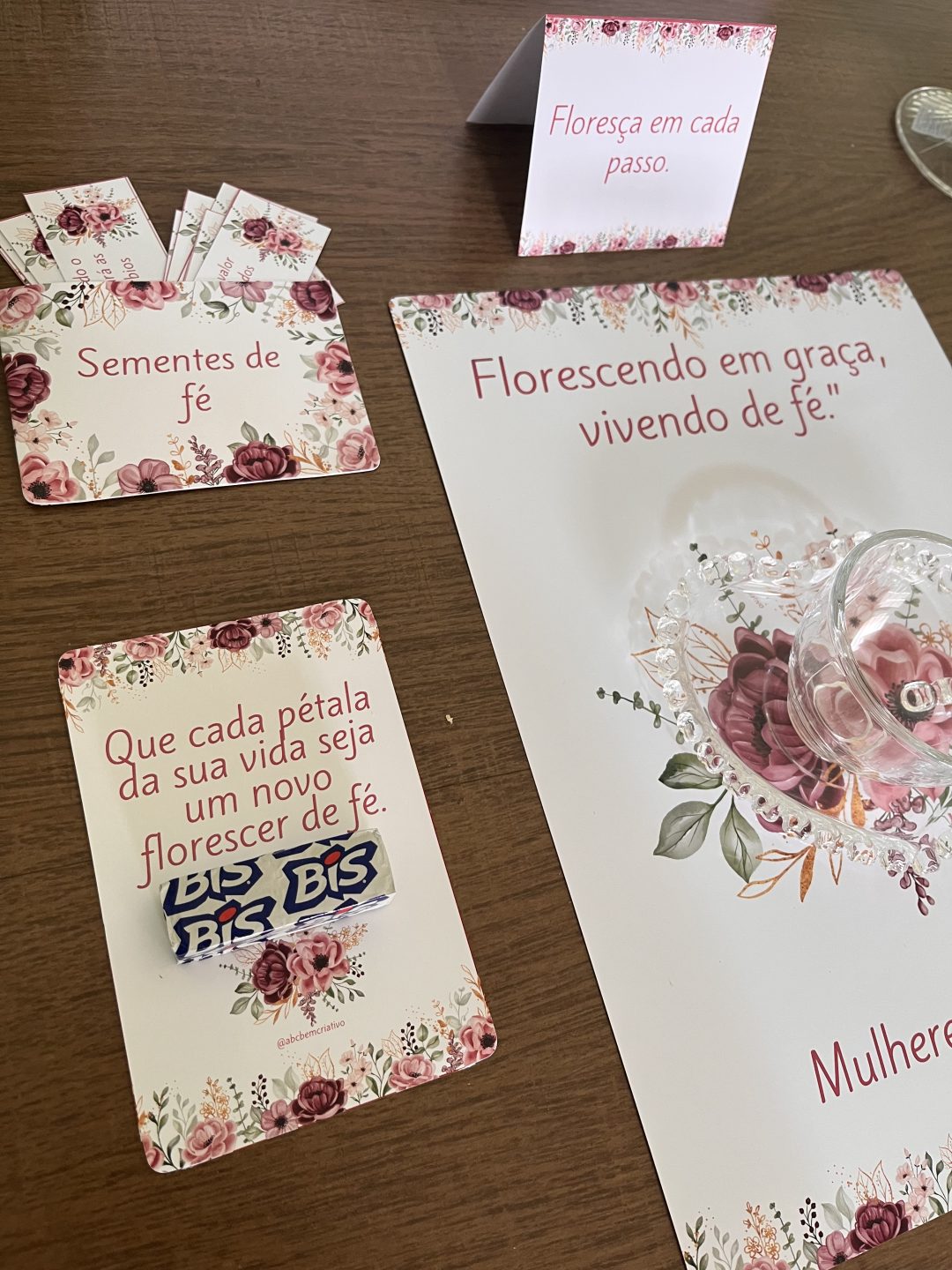 Kit MESA POSTA “MULHER EM FLOR” para imprimir - Imagem 3